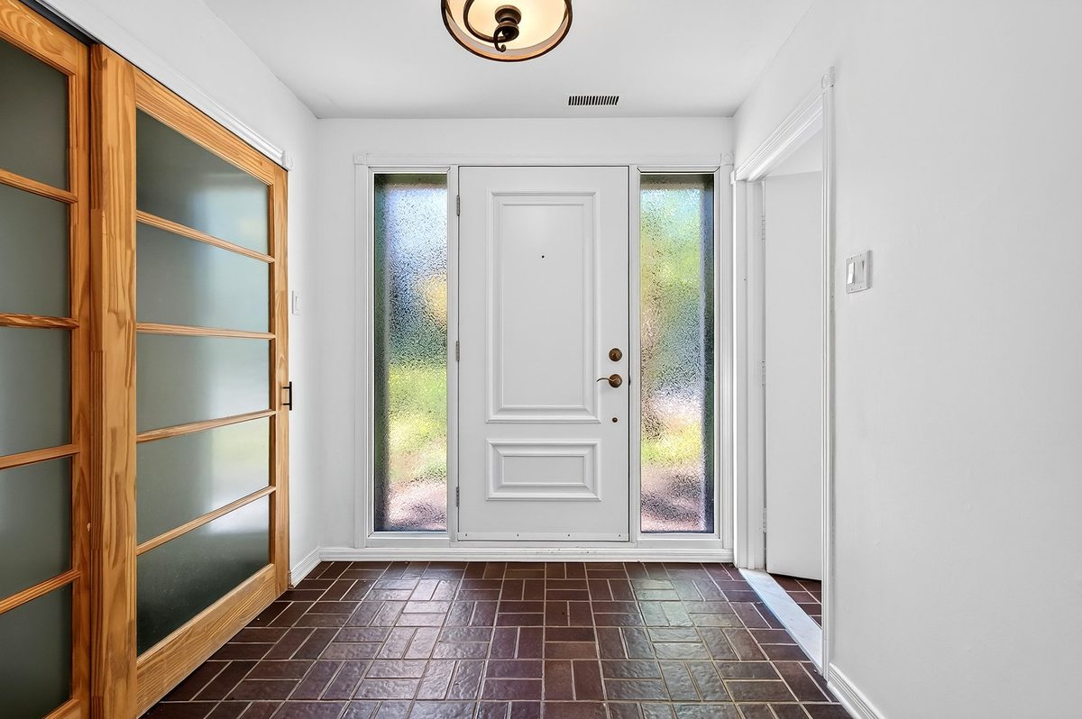 19 Av. Westwood — photo 2