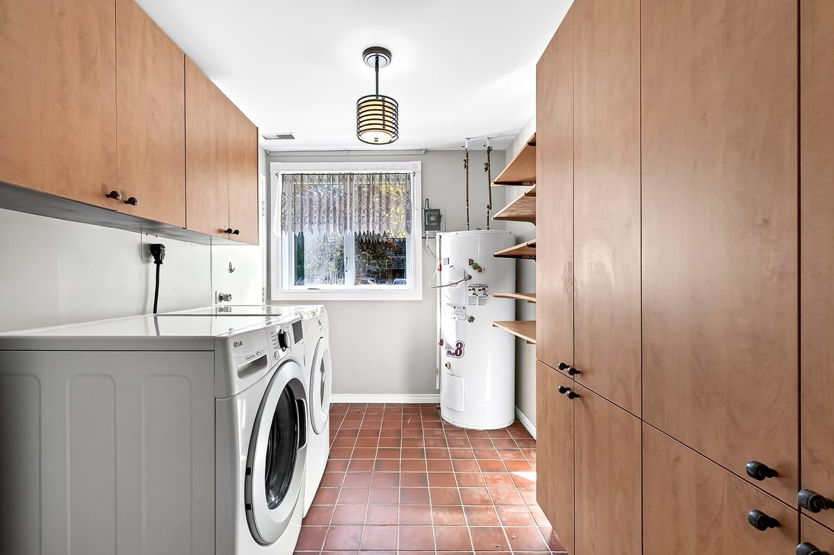 19 Av. Westwood — photo 17