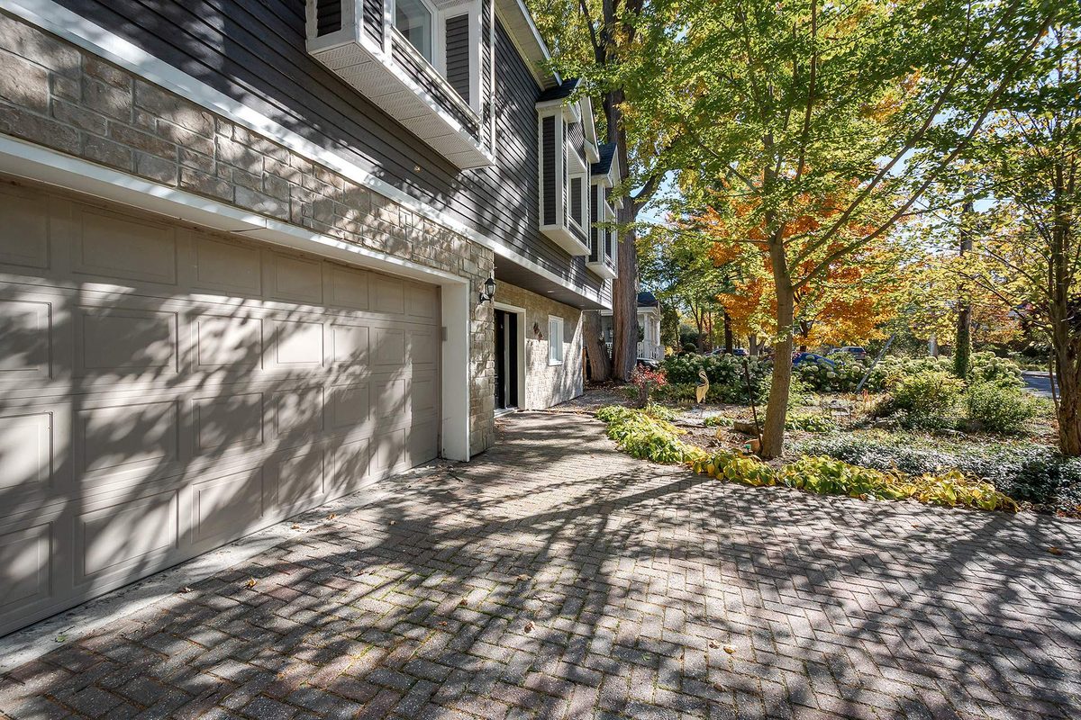 19 Av. Westwood — photo 45