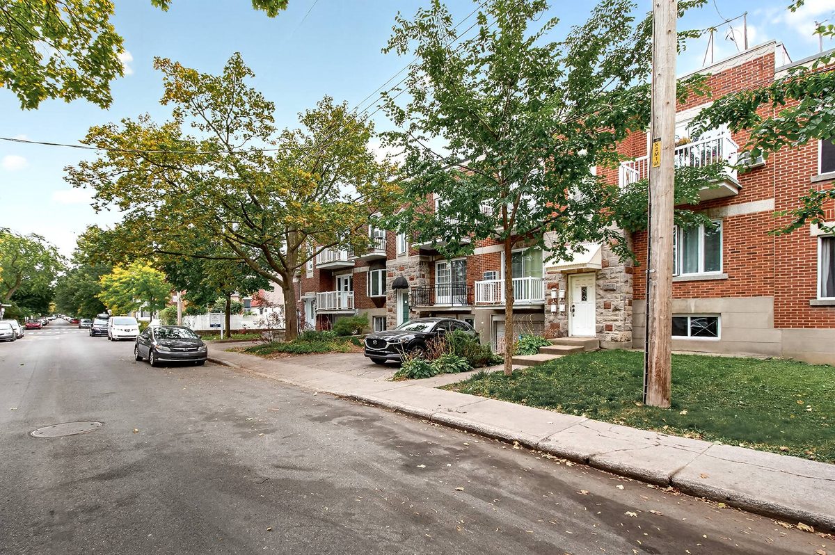 7540 Av. des Érables — photo 3
