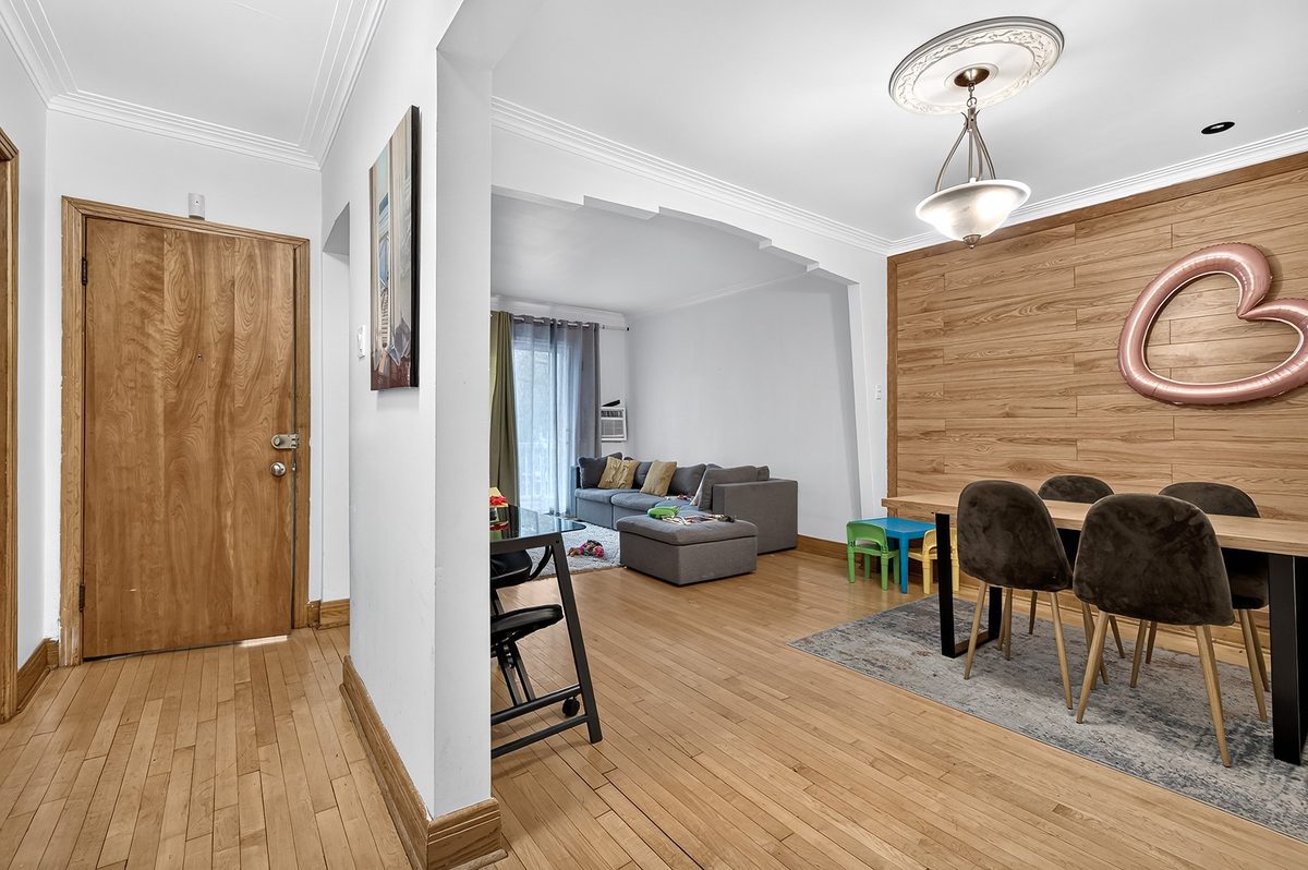 7540 Av. des Érables — photo 4