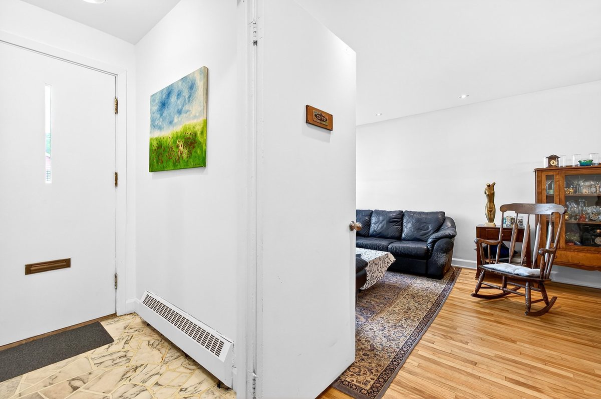 5720 Av. Palmer — photo 3