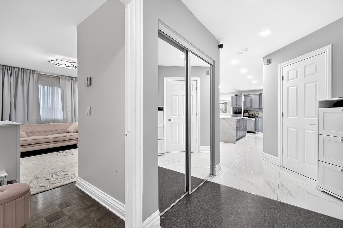 1511 Boul. Shevchenko, apt. 308 — photo 37