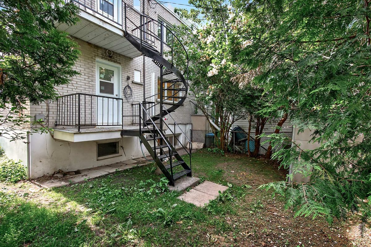 7895A Rue Bonnier — photo 16