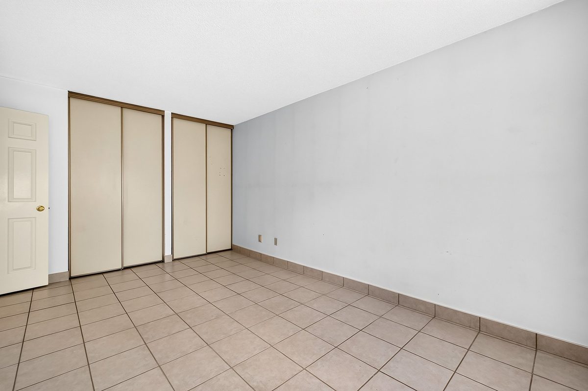 2490 Rue St-Antoine O., app. 201 — photo 18