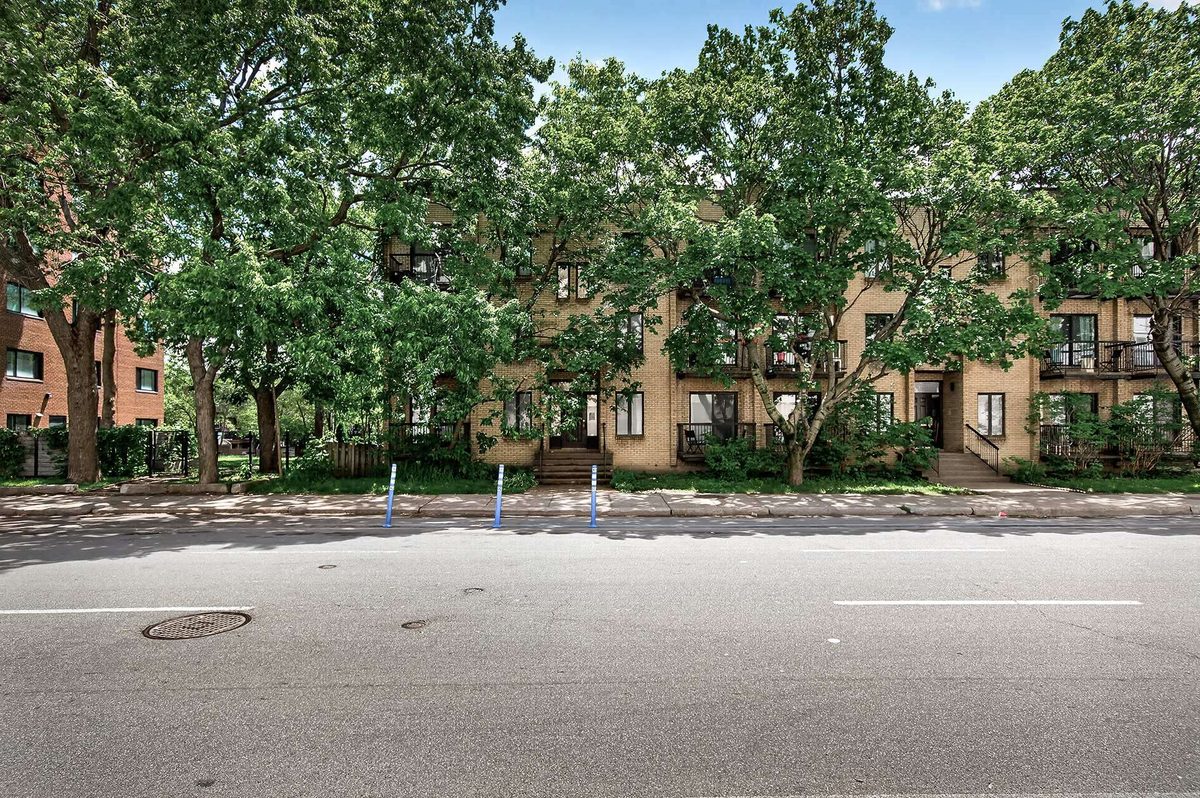 2490 Rue St-Antoine O., app. 201 — photo 31