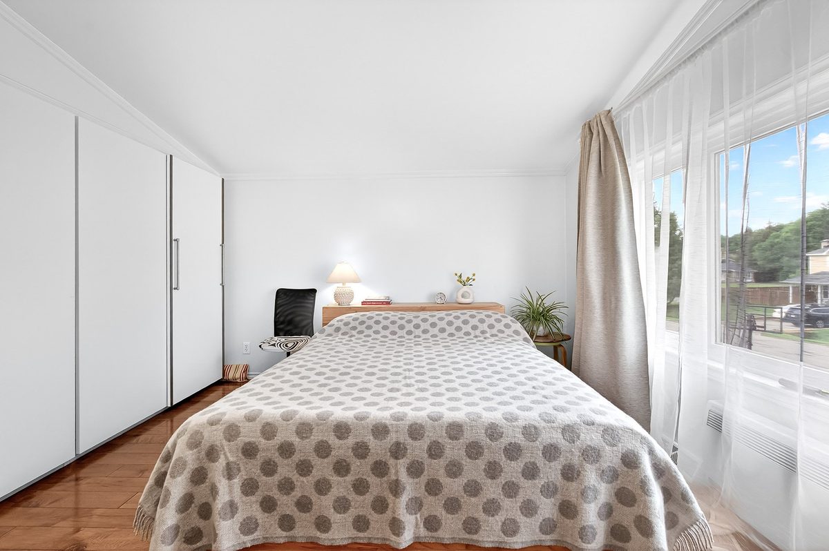4766 Rue Gaston — photo 16