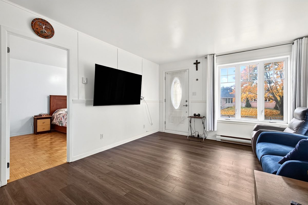541 Rue Crabtree — photo 34