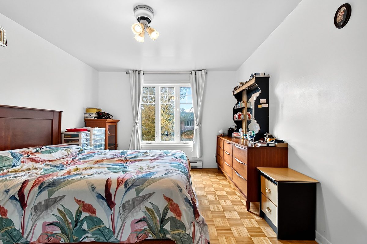 541 Rue Crabtree — photo 36