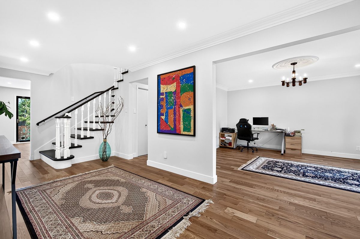 5516 Av. Westbourne — photo 26