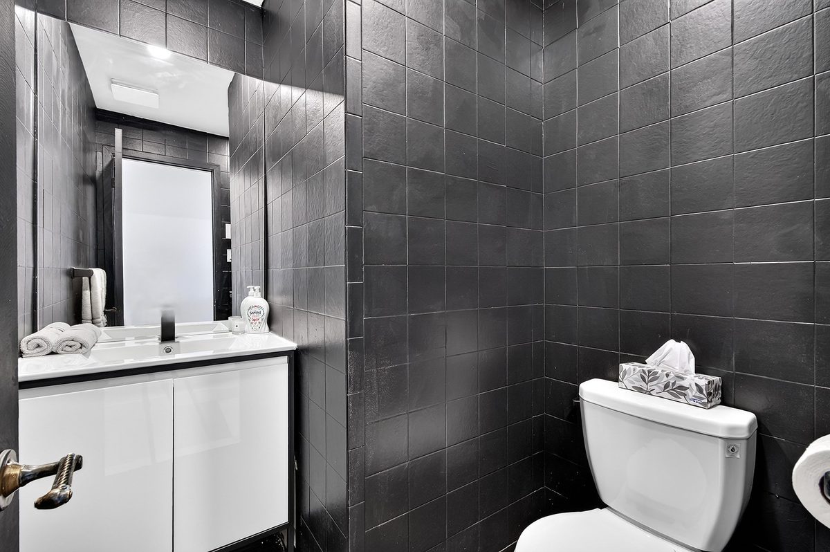 5516 Av. Westbourne — photo 30