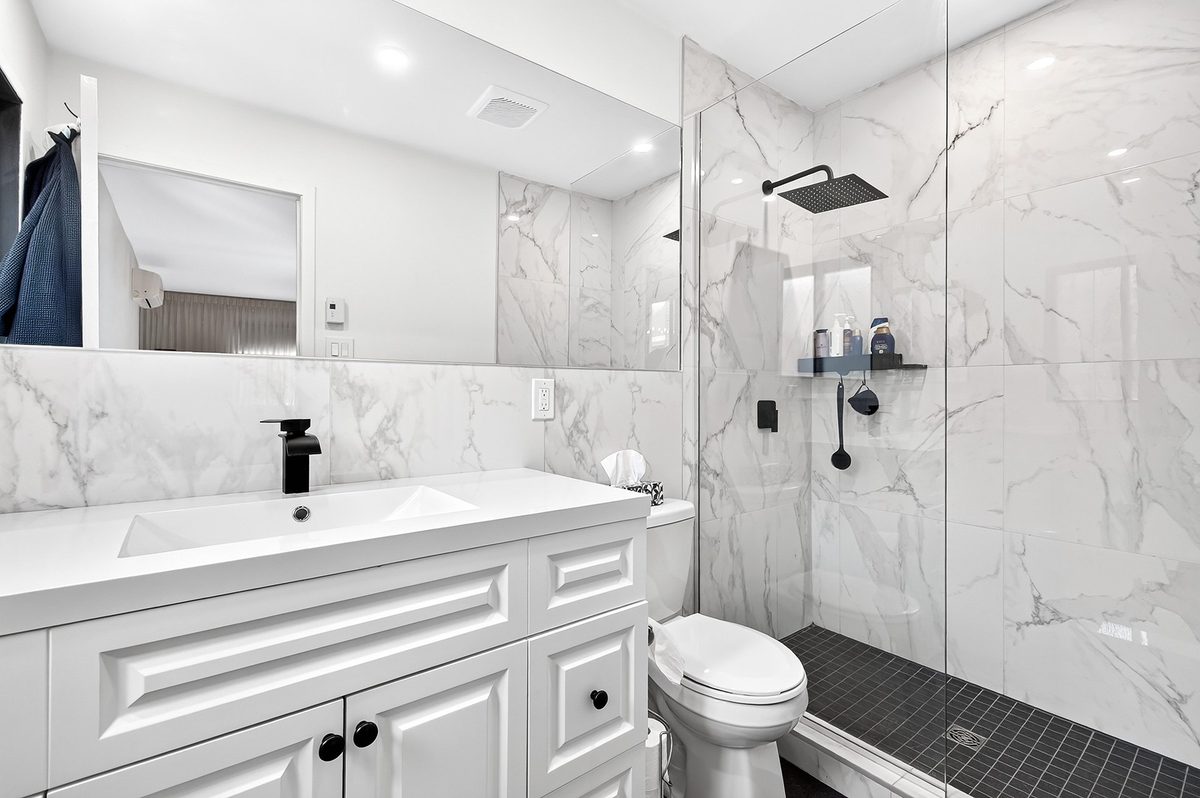 5516 Av. Westbourne — photo 42