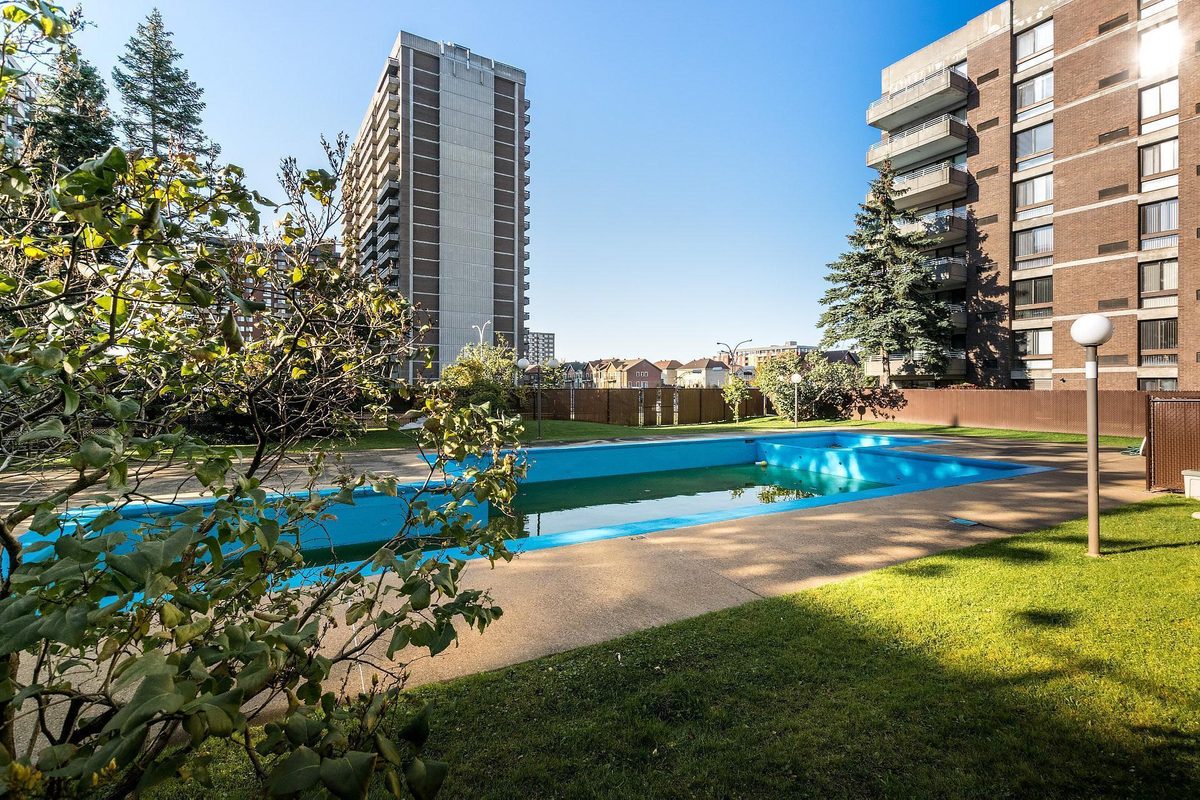 5790 Av. Rembrandt, apt. 905 — photo 50