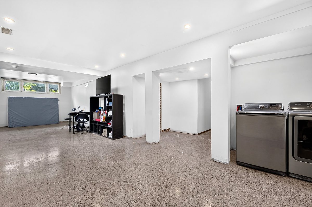 621 Boul. Pine Beach — photo 50