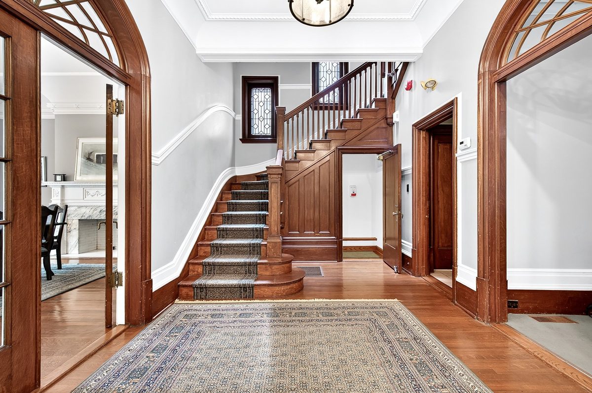 2135 Rue de la Montagne — photo 5