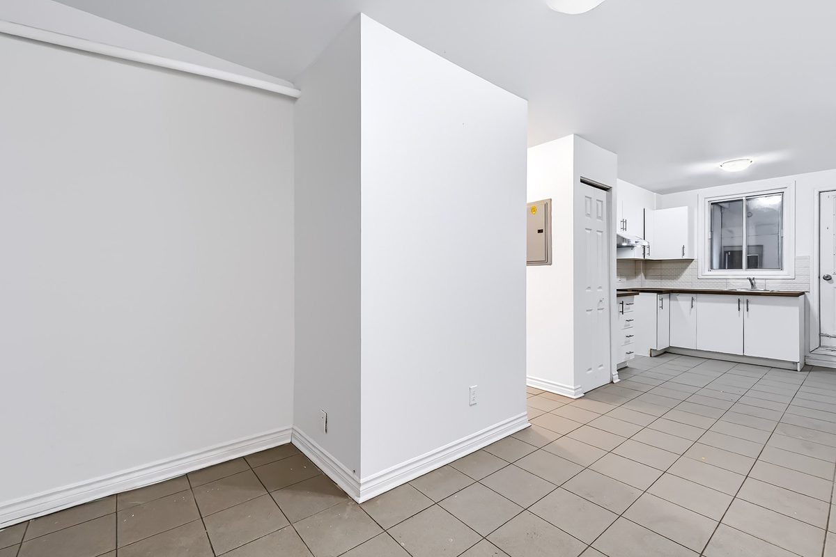 4400 Av. Barclay, app. 1 — photo 9