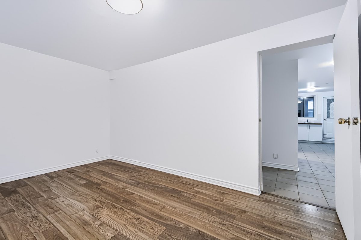 4400 Av. Barclay, app. 1 — photo 13