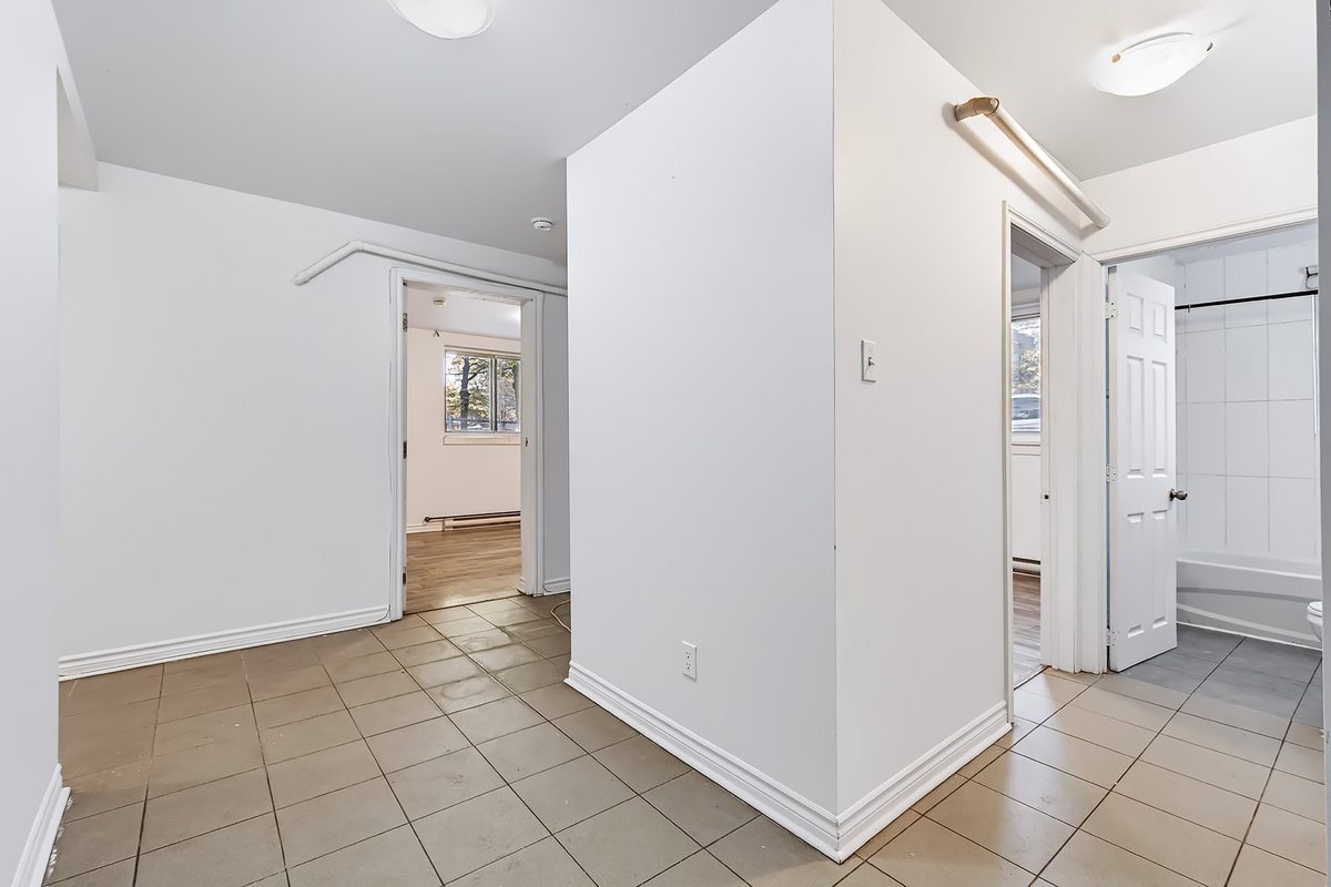 4400 Av. Barclay, app. 1 — photo 14