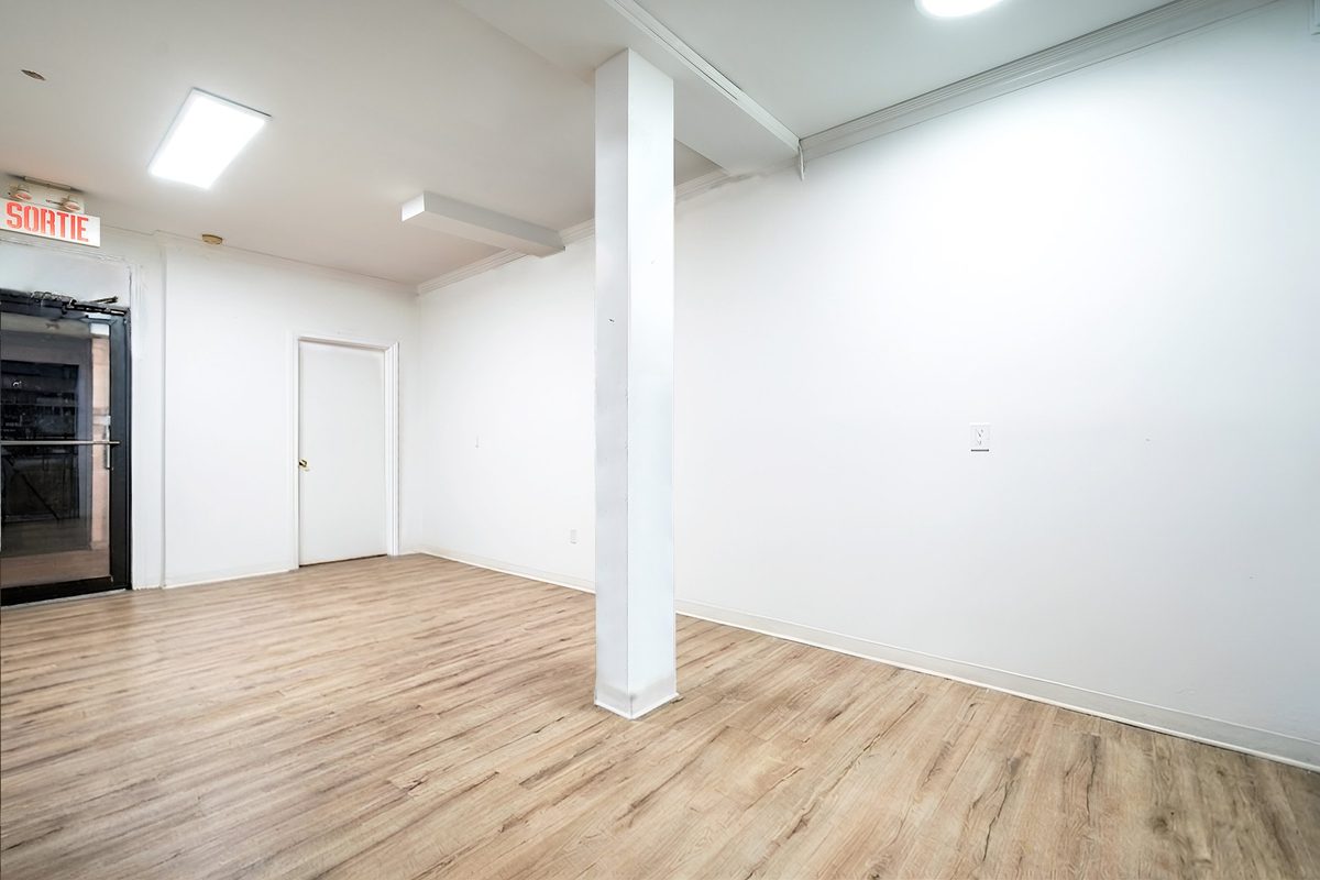 6056 Av. de Monkland — photo 19