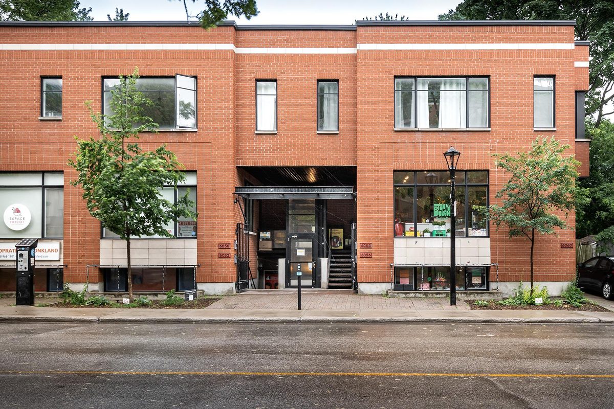 6056 Av. de Monkland — photo 35