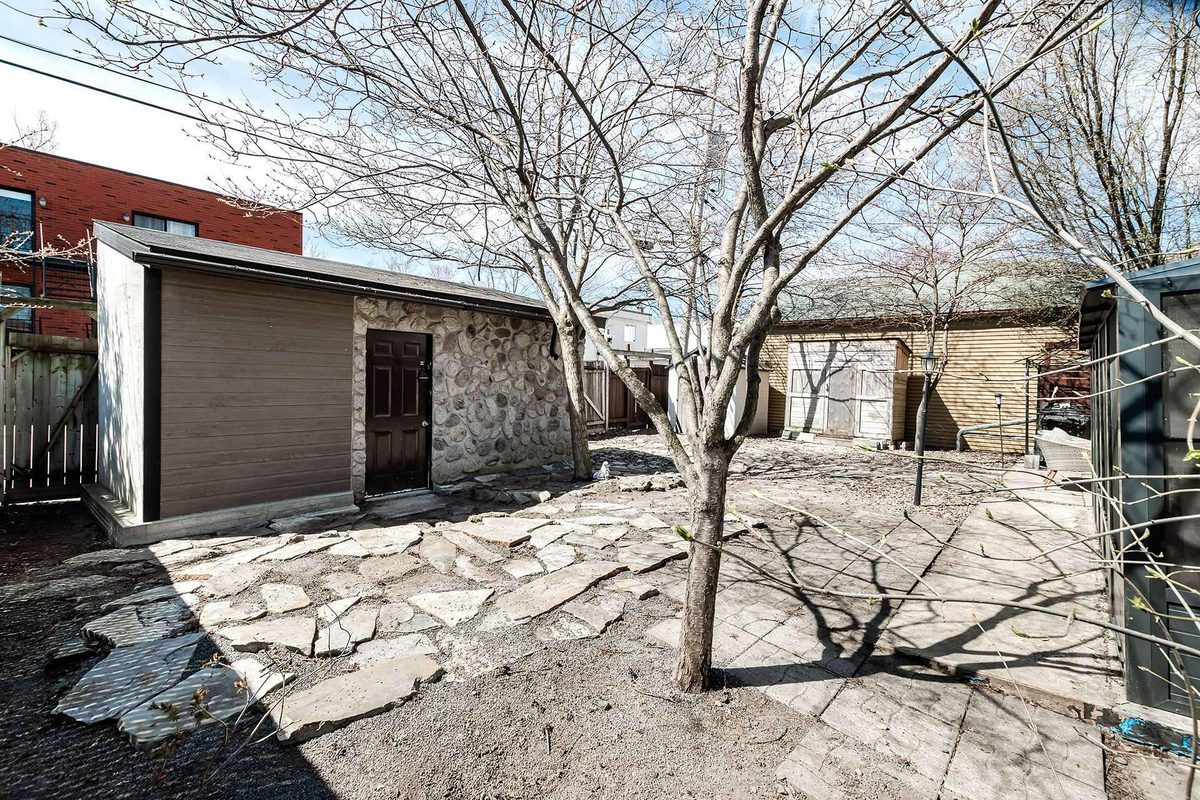 36 Av. Dubé — photo 44