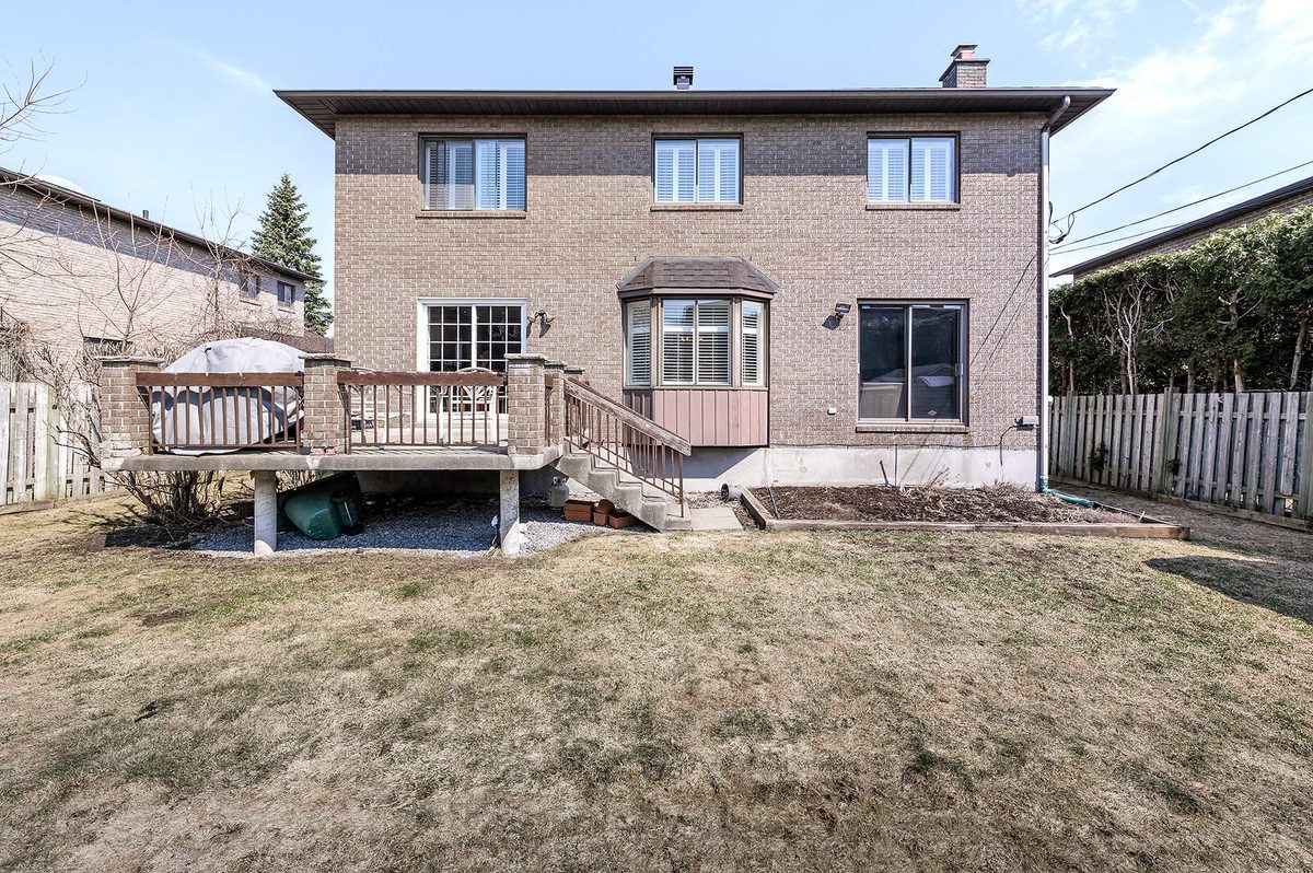 114 Rue Ryan — photo 36