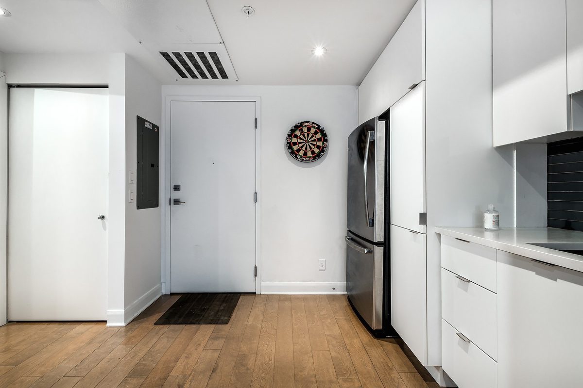 1181 Rue Bishop, apt. 408 — photo 11