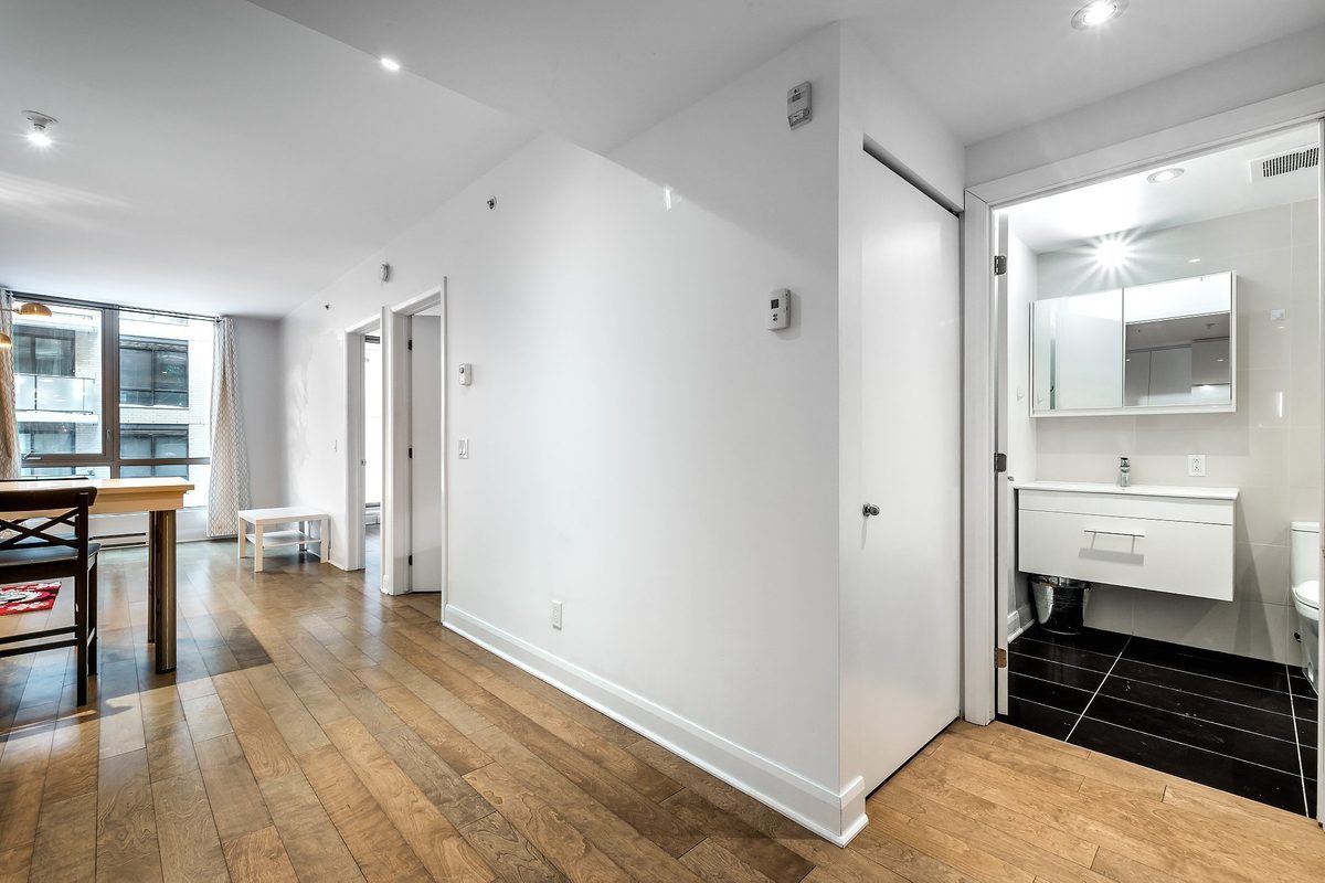1181 Rue Bishop, apt. 408 — photo 30