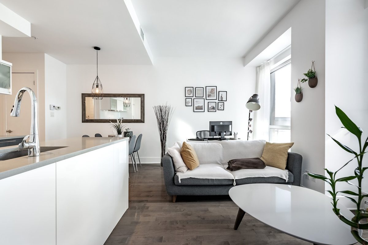901 Rue de la Commune E., apt. 804 — photo 4