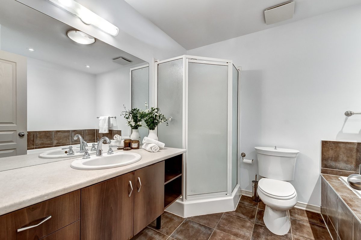 2686Z Av. Ernest-Hemingway — photo 24