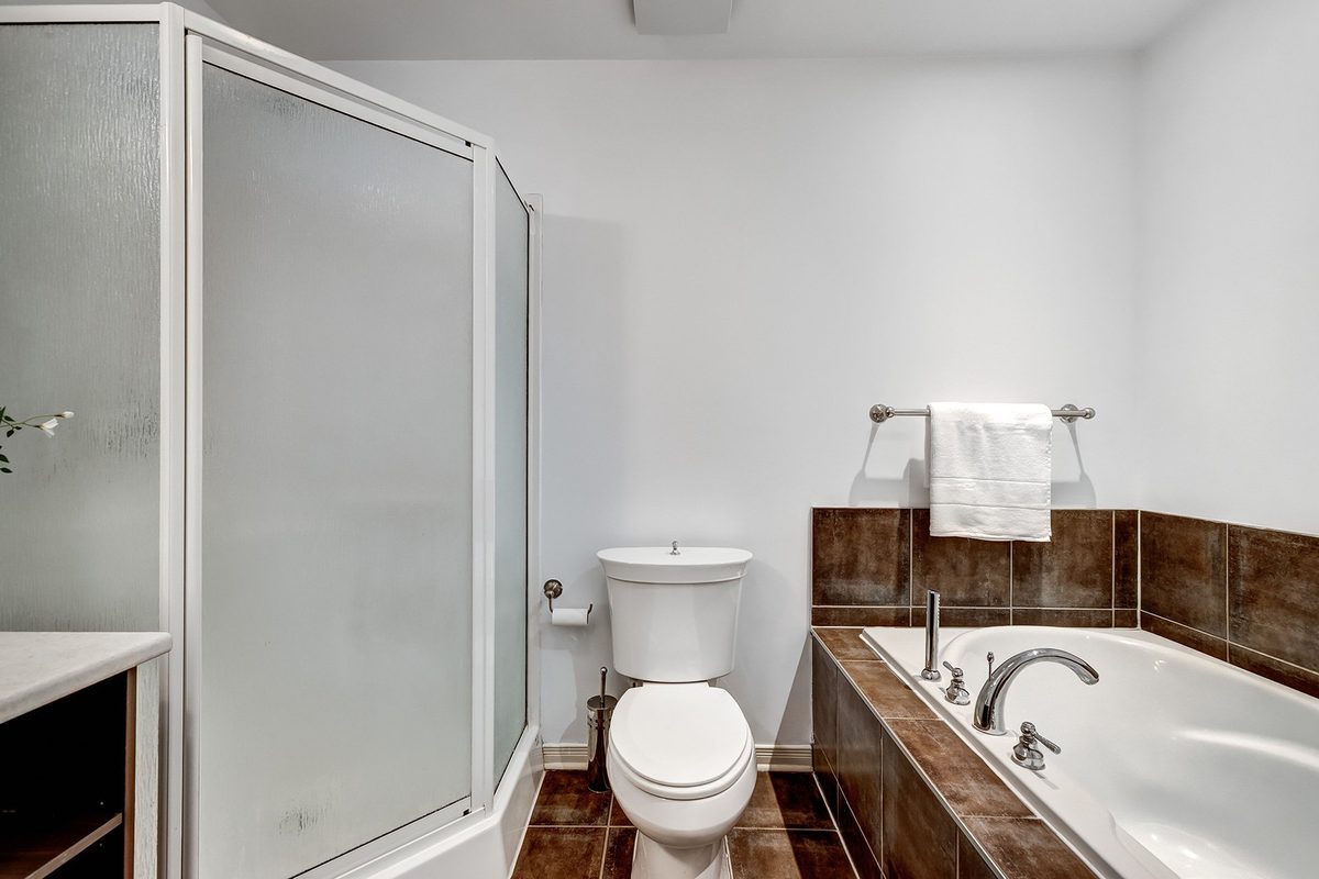 2686Z Av. Ernest-Hemingway — photo 25