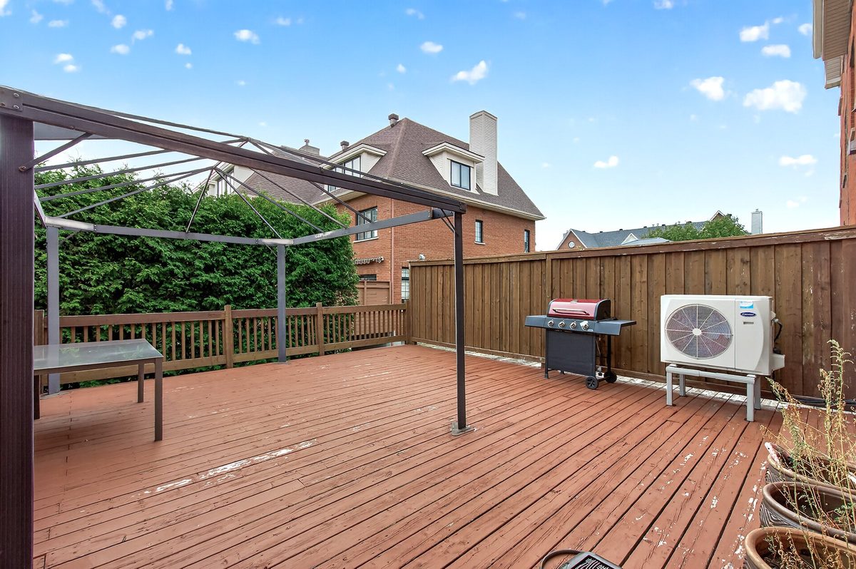 2686Z Av. Ernest-Hemingway — photo 40