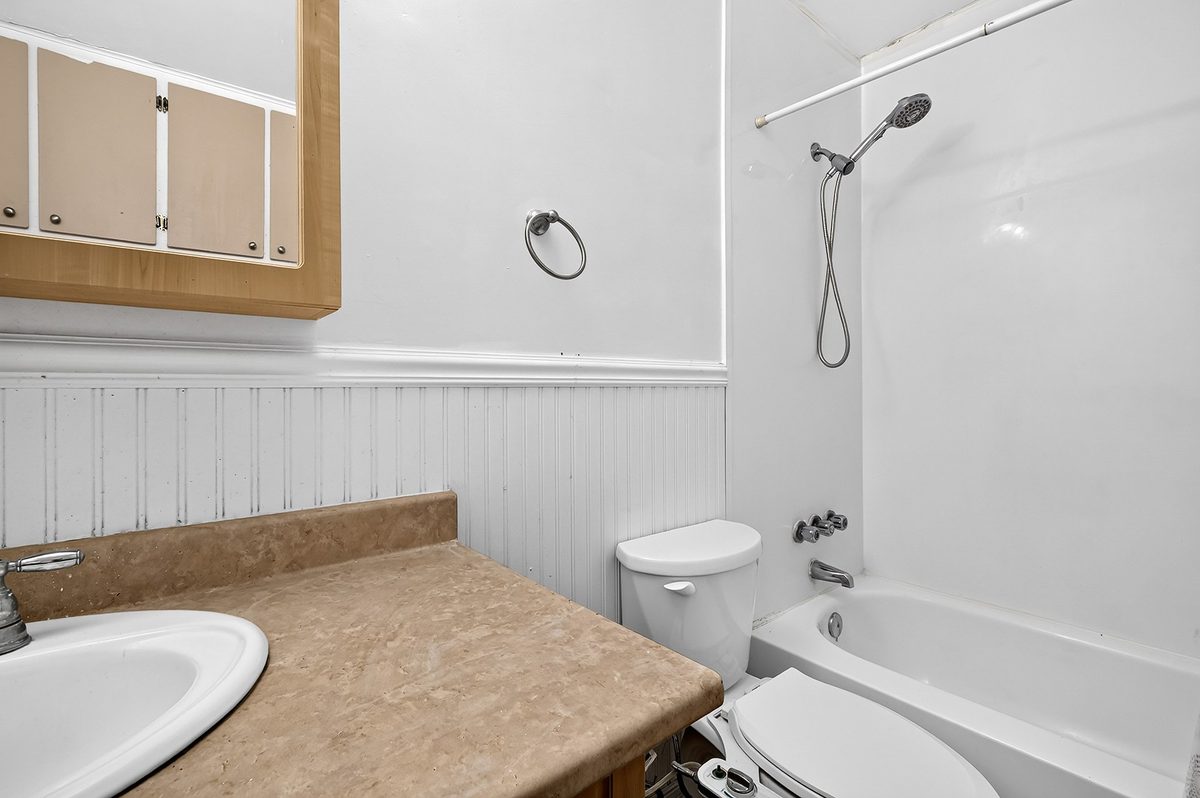 9717 Rue Jeannette — photo 37